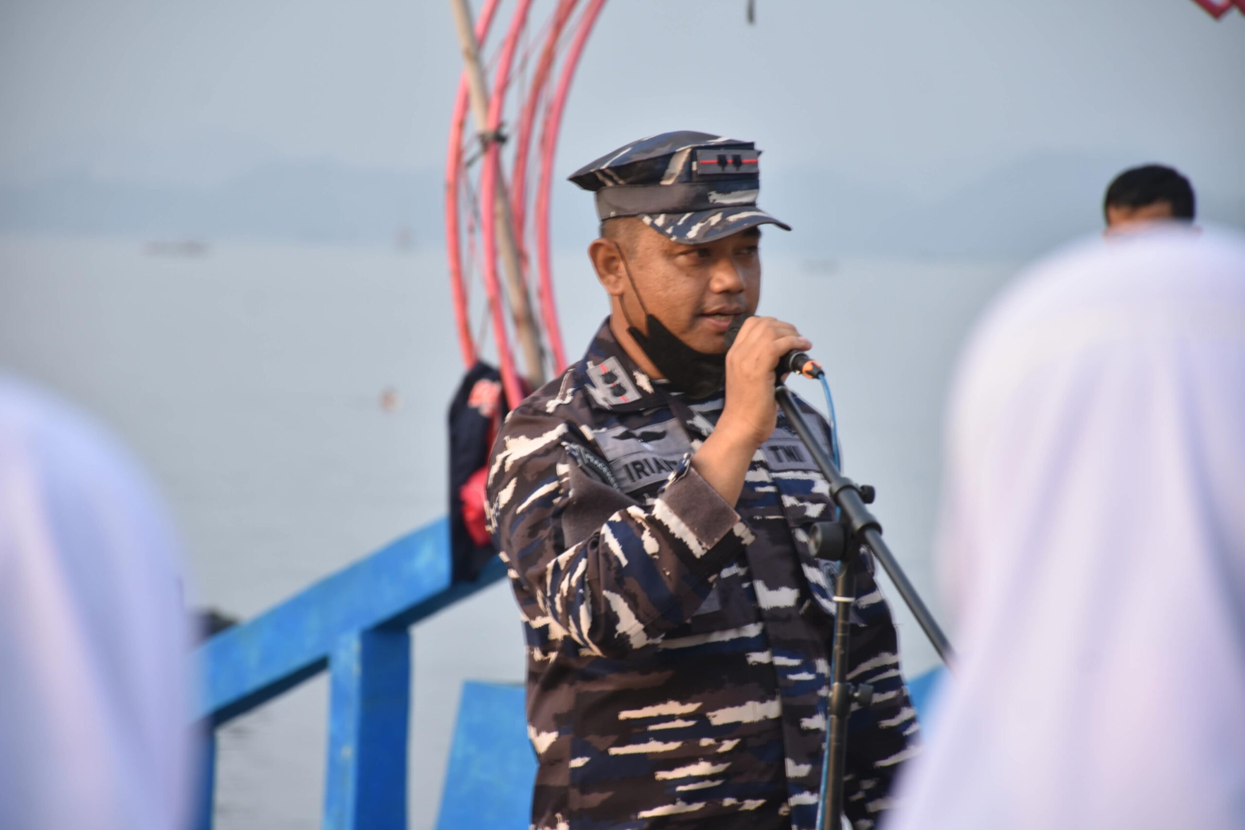 Lanal Lampung Bersama Masyarakat, Wujudkan Semangat “Aku Cinta Laut